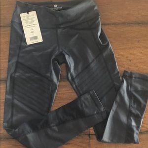 90 degree by reflex yoga leggings small